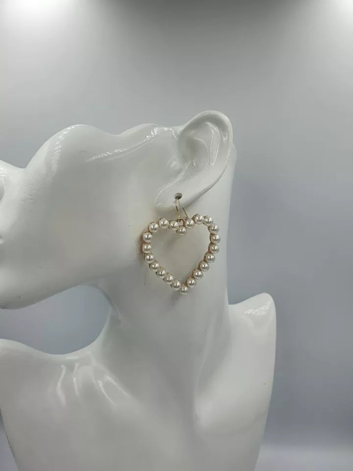12 Gold Heart Pearl Fashion Hook Earrings