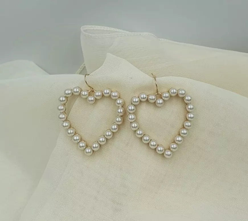12 Gold Heart Pearl Fashion Hook Earrings