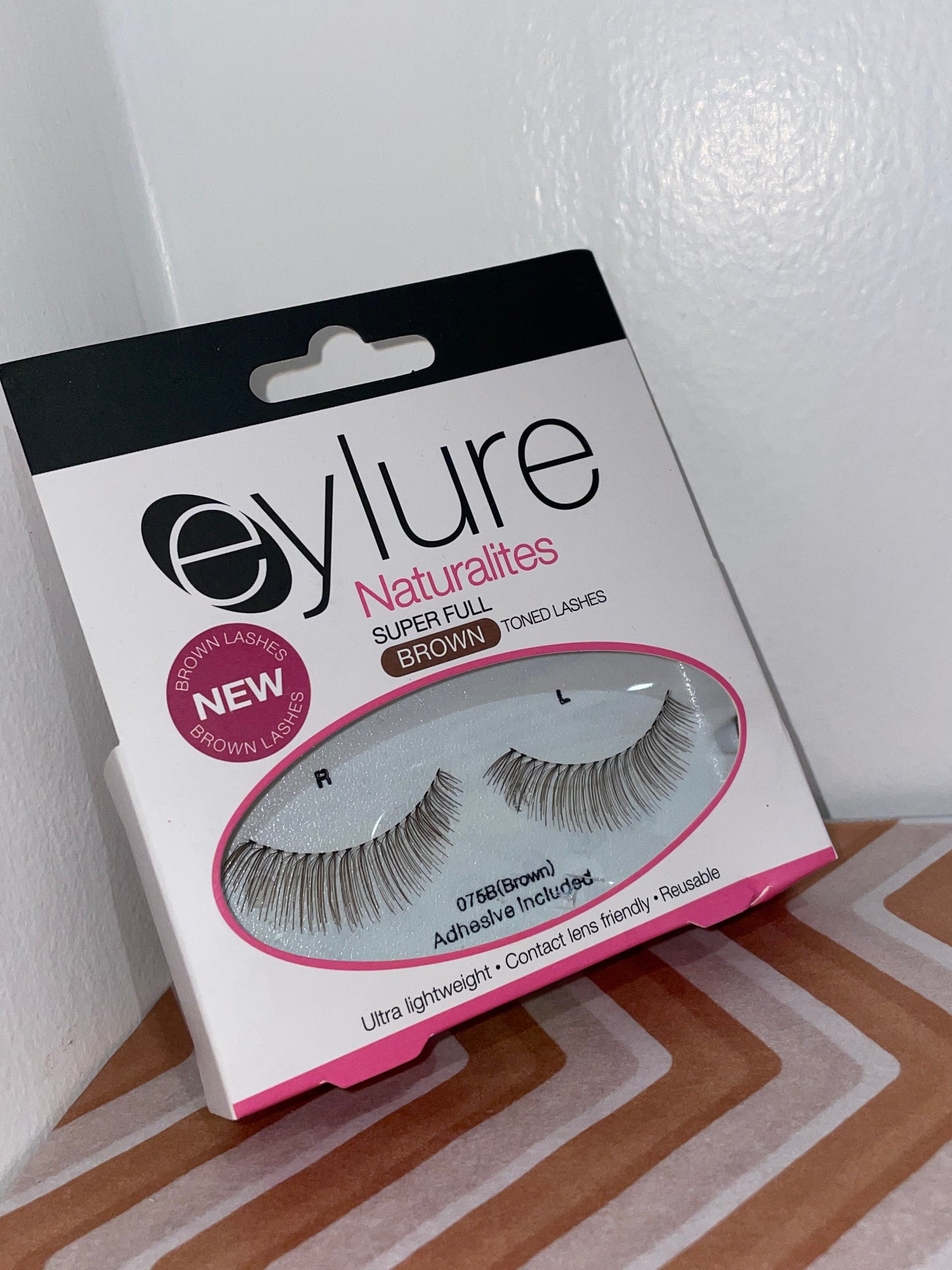 Eylure Naturalites Super Full Brown