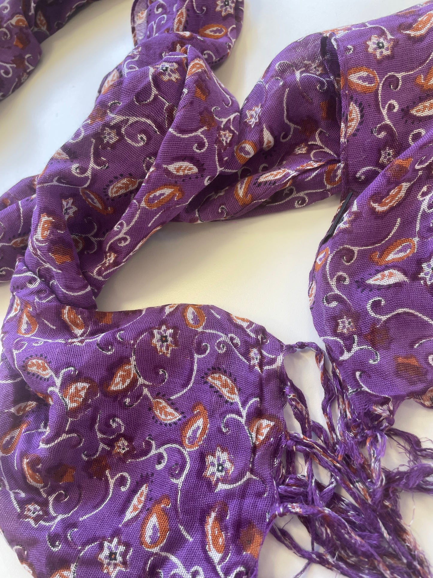 Purple Leaf Pattern Scarf