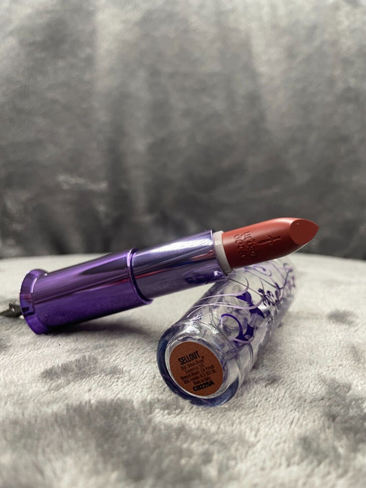 Urban Decay Lipstick - Sellout